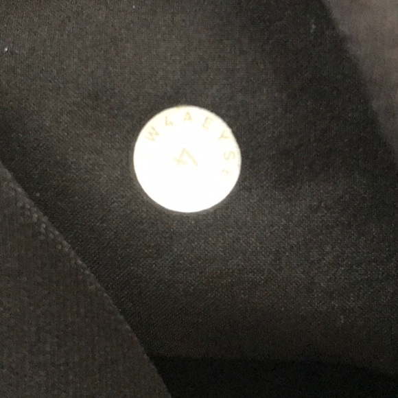 Lululemon Black ReForm Vest Sz 4 - Picture 3 of 8